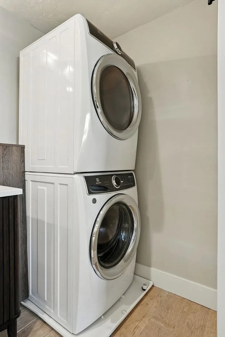 Riviera Bay Dreams - Image 27