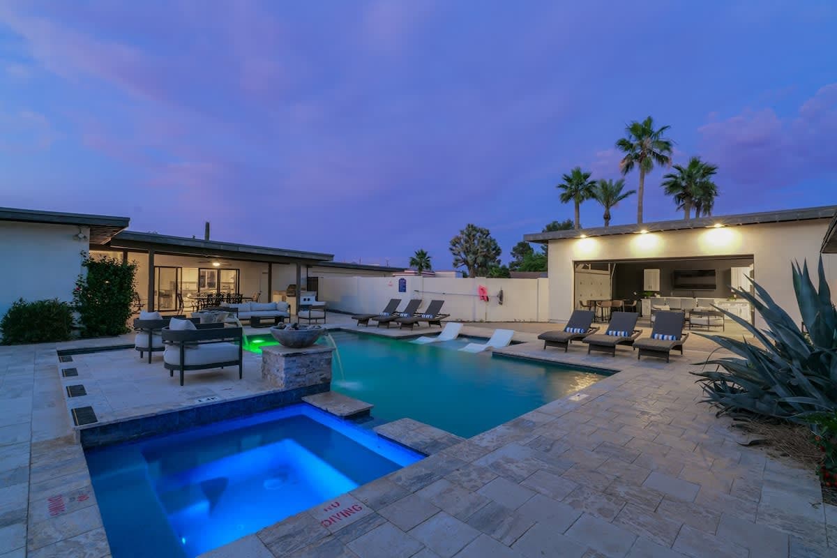 Sunkist Sanctuary - Image 13