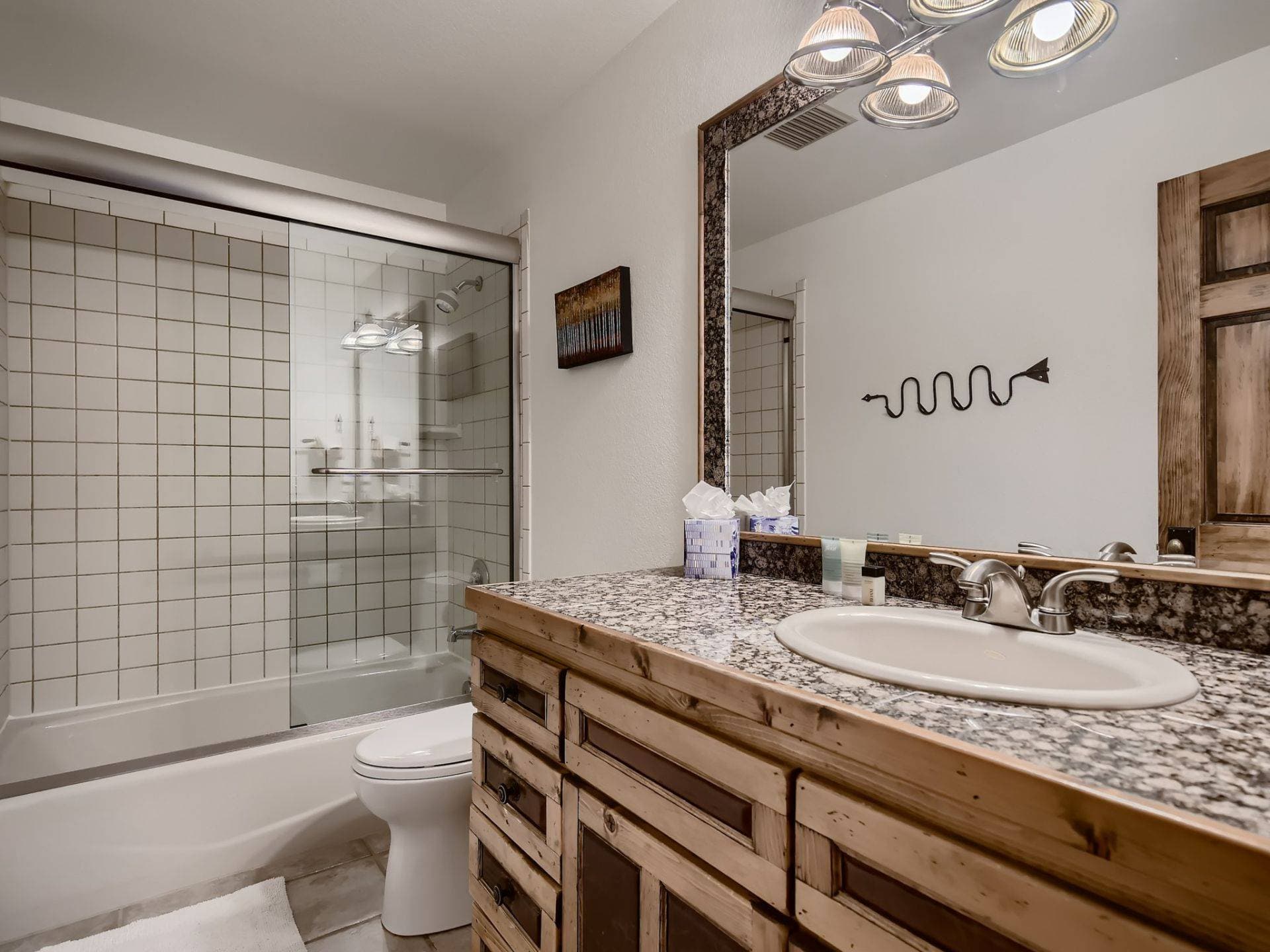 Lodge at Ski Hill - Image 15