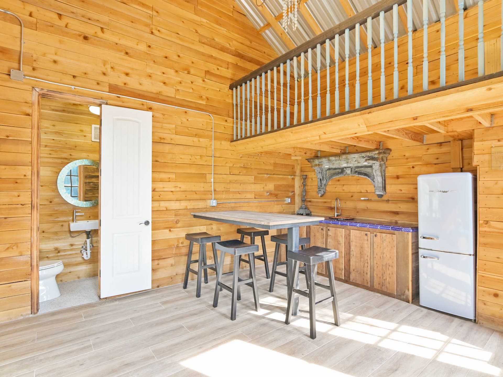 Escape on Lake Travis - Image 8