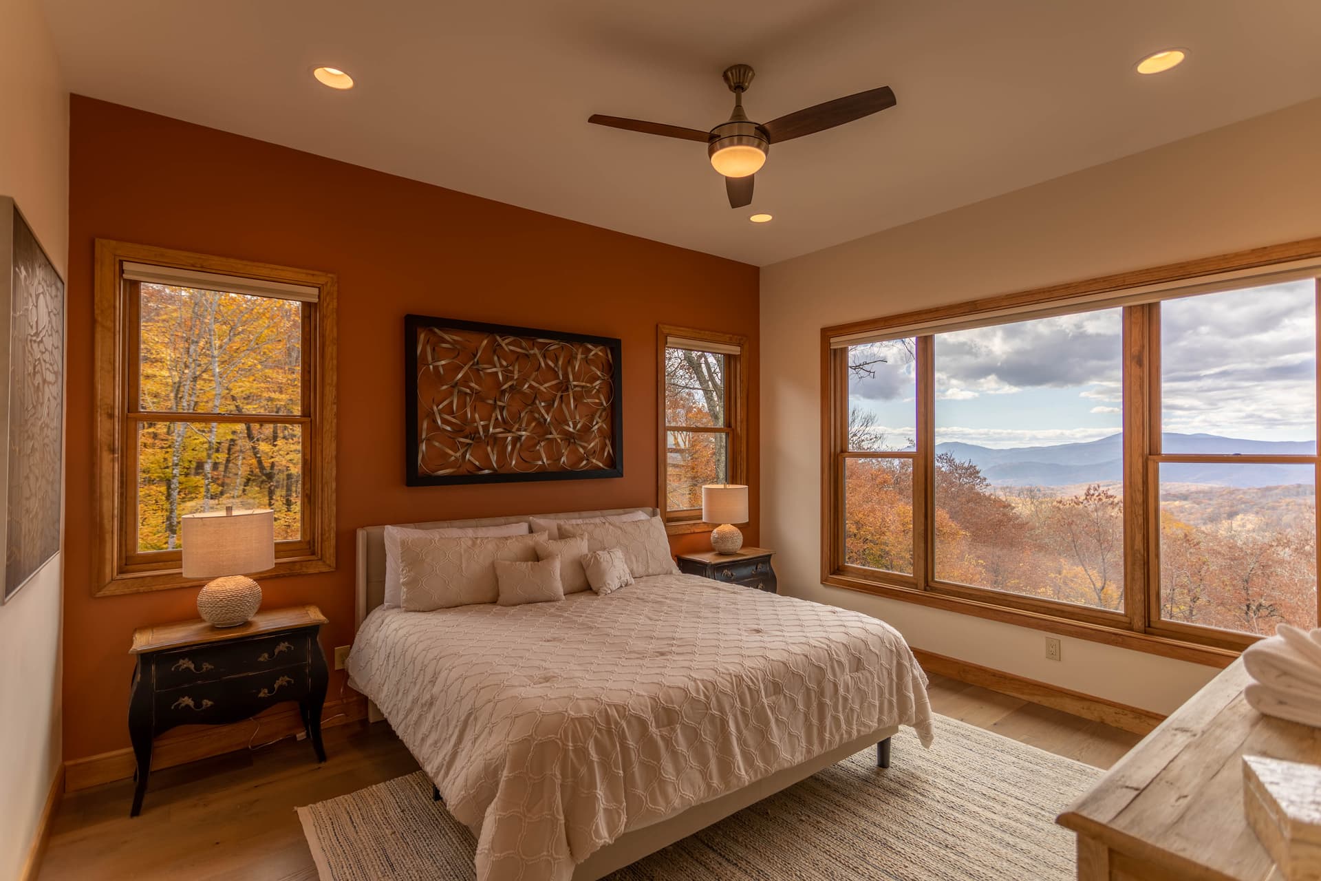 On the Rocks Home - Image 12