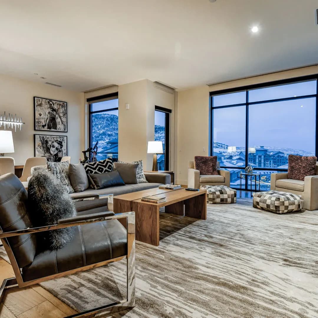 The Lift Penthouse - Image 1