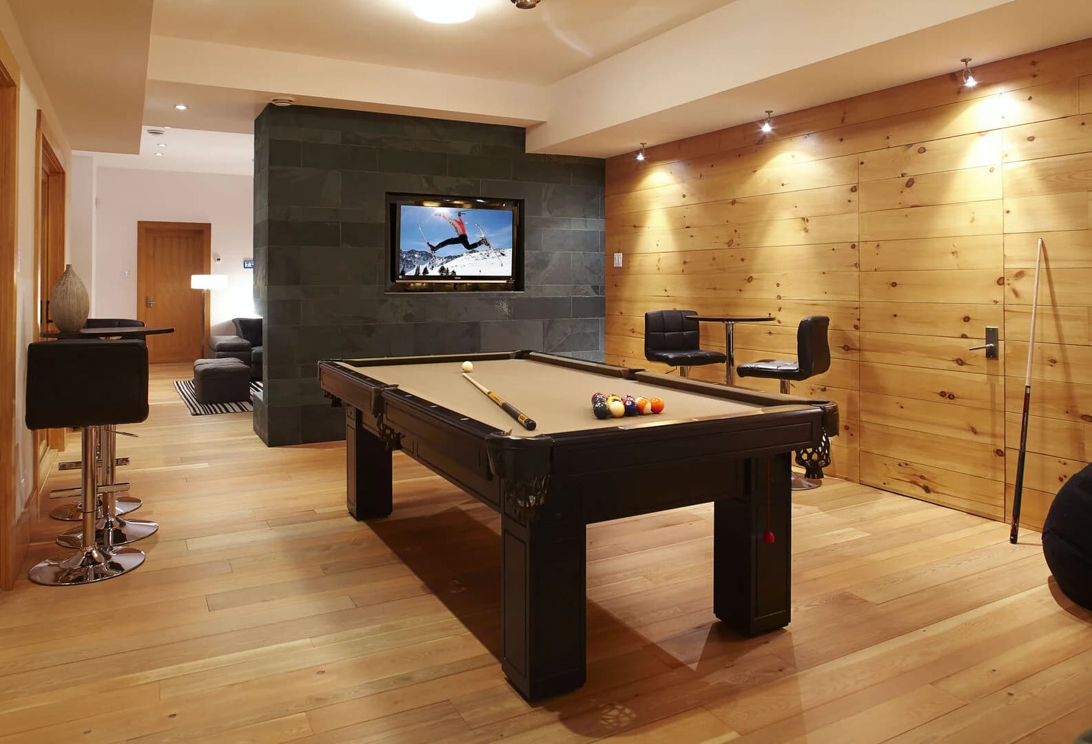 Grand Foret Villa - Image 2