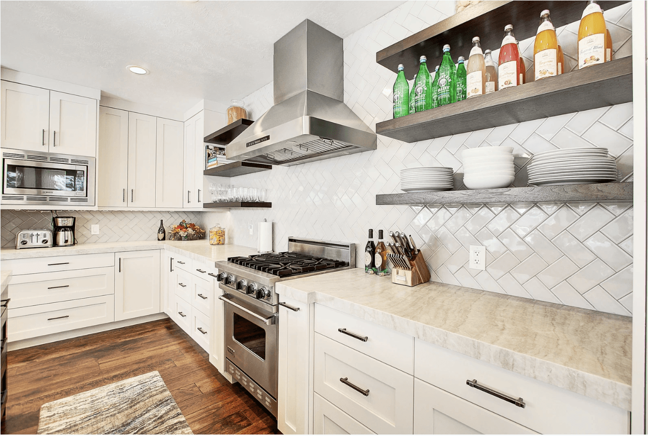 Main Street Escape - Image 7