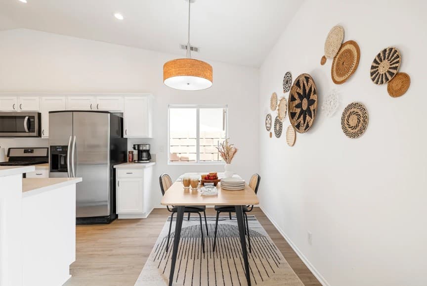 Sunny Palms - Image 5