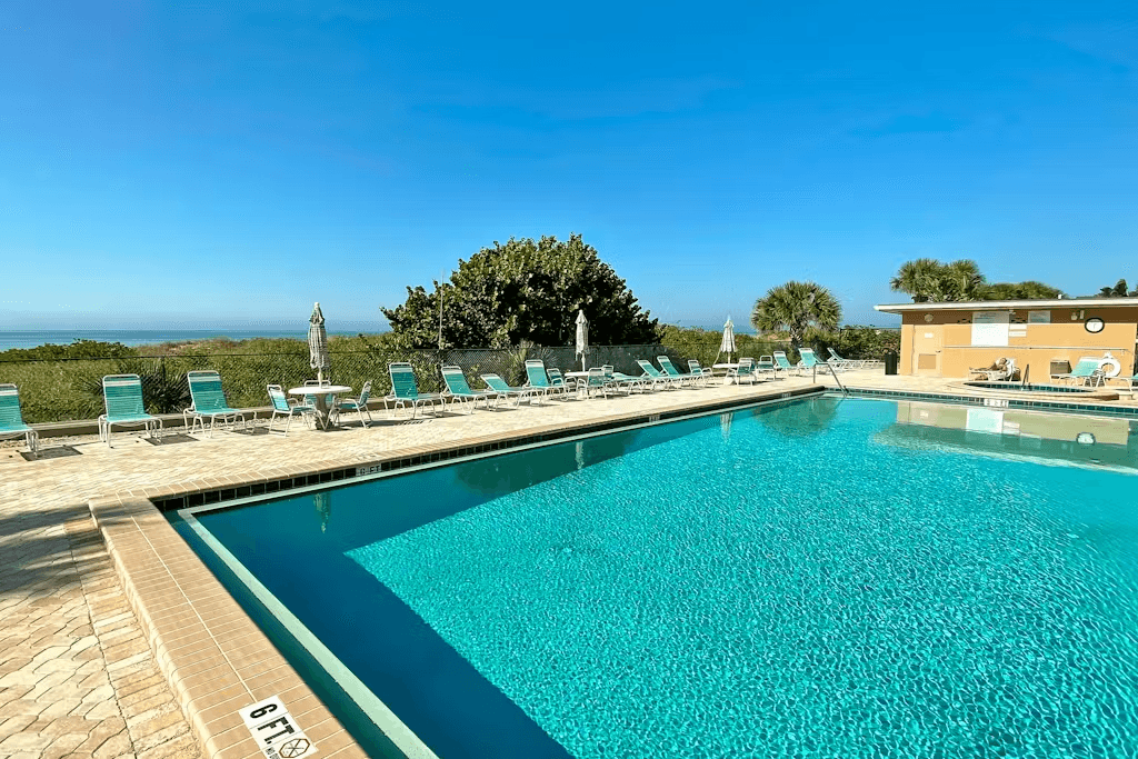 Reflections on the Gulf - Image 30