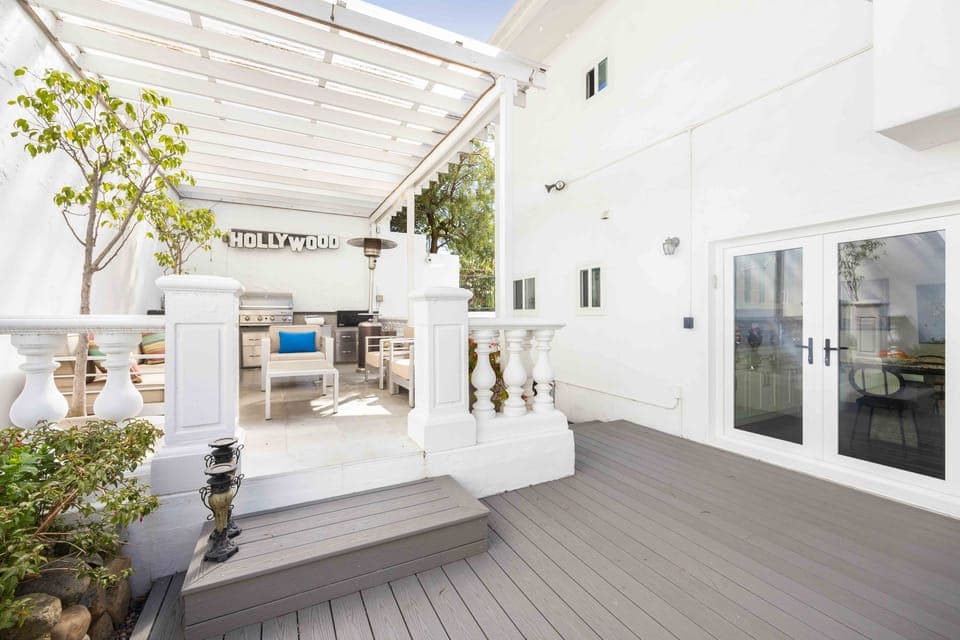 Pacific View Artist's Home - Image 45