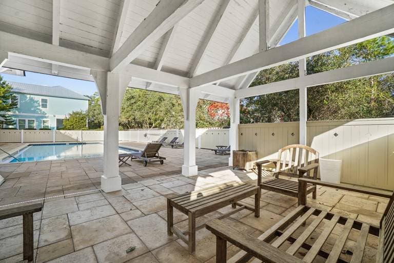 Waterfront House - Image 48