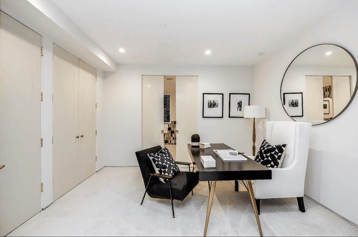 Hollywood Regency Villa - Image 30