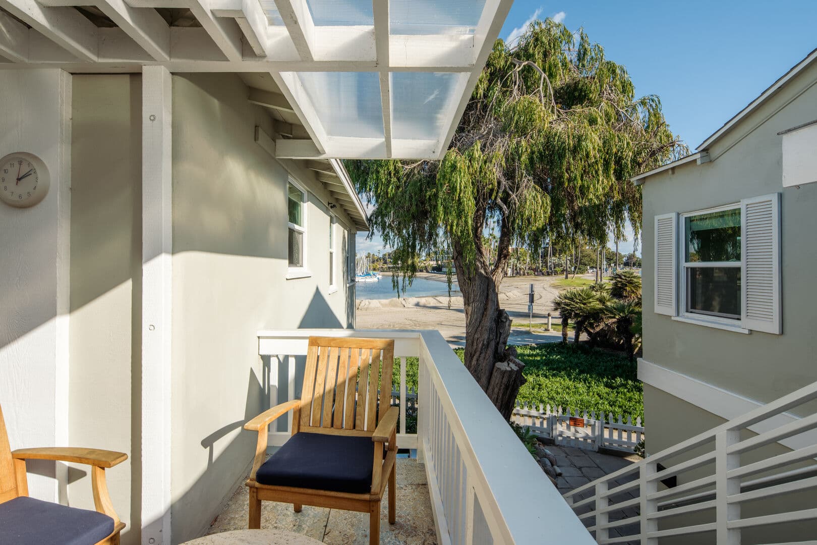 Surf and Bay B Home - Image 15