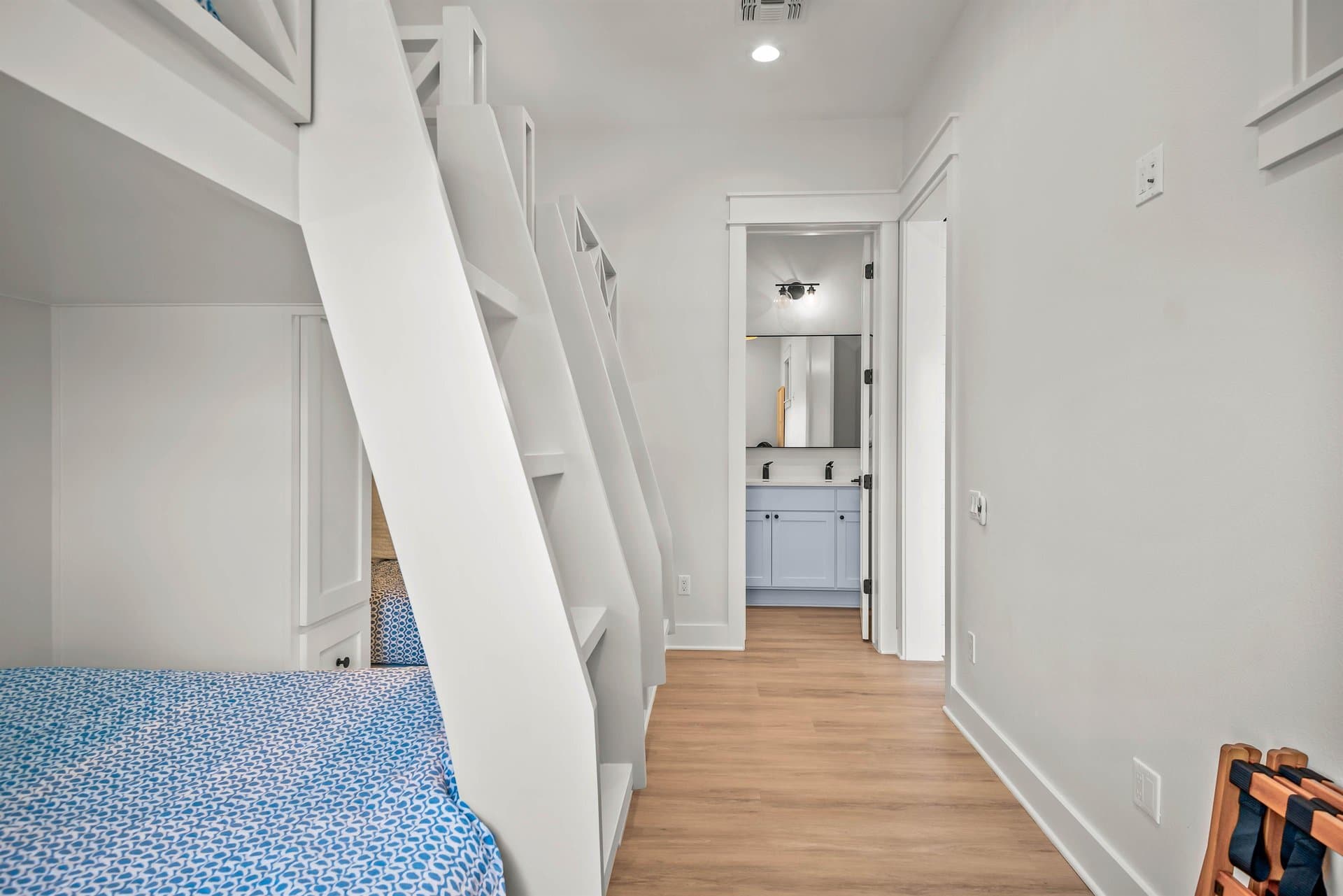 Life's Just Beachy - Image 21