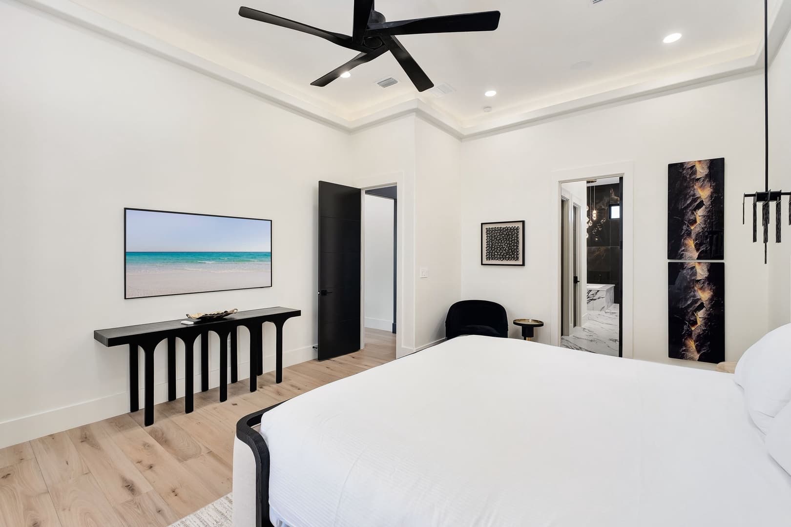 Isle Be Back - Image 17