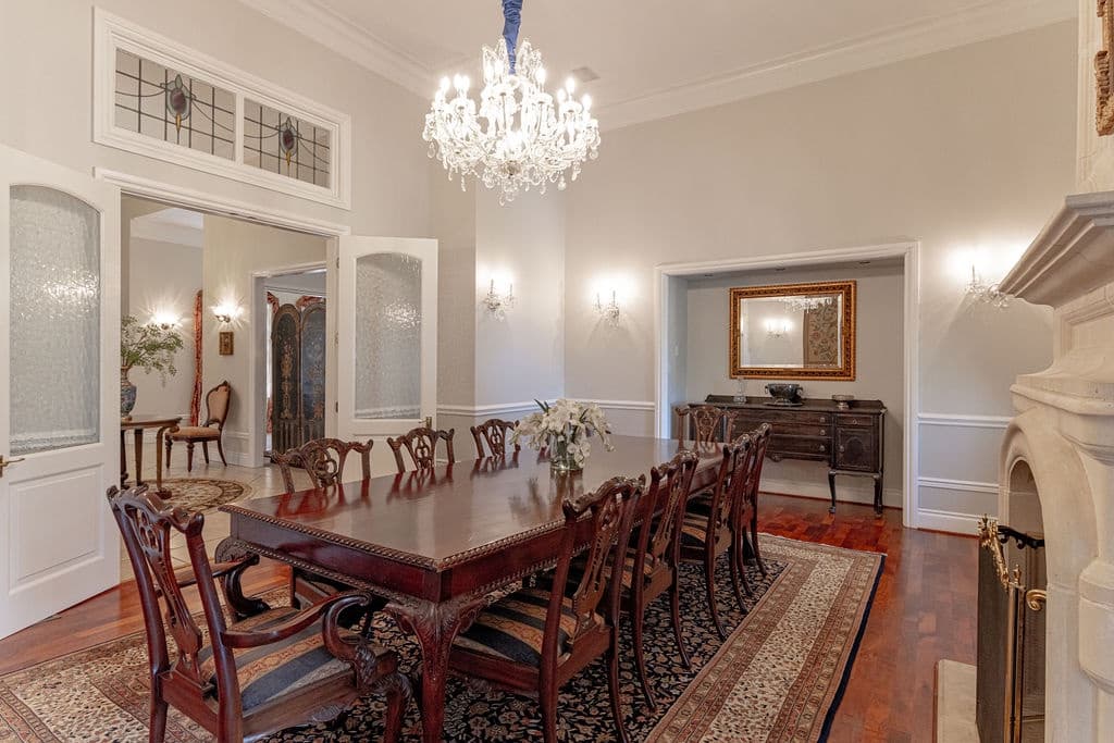 French Polo Manor - Image 12