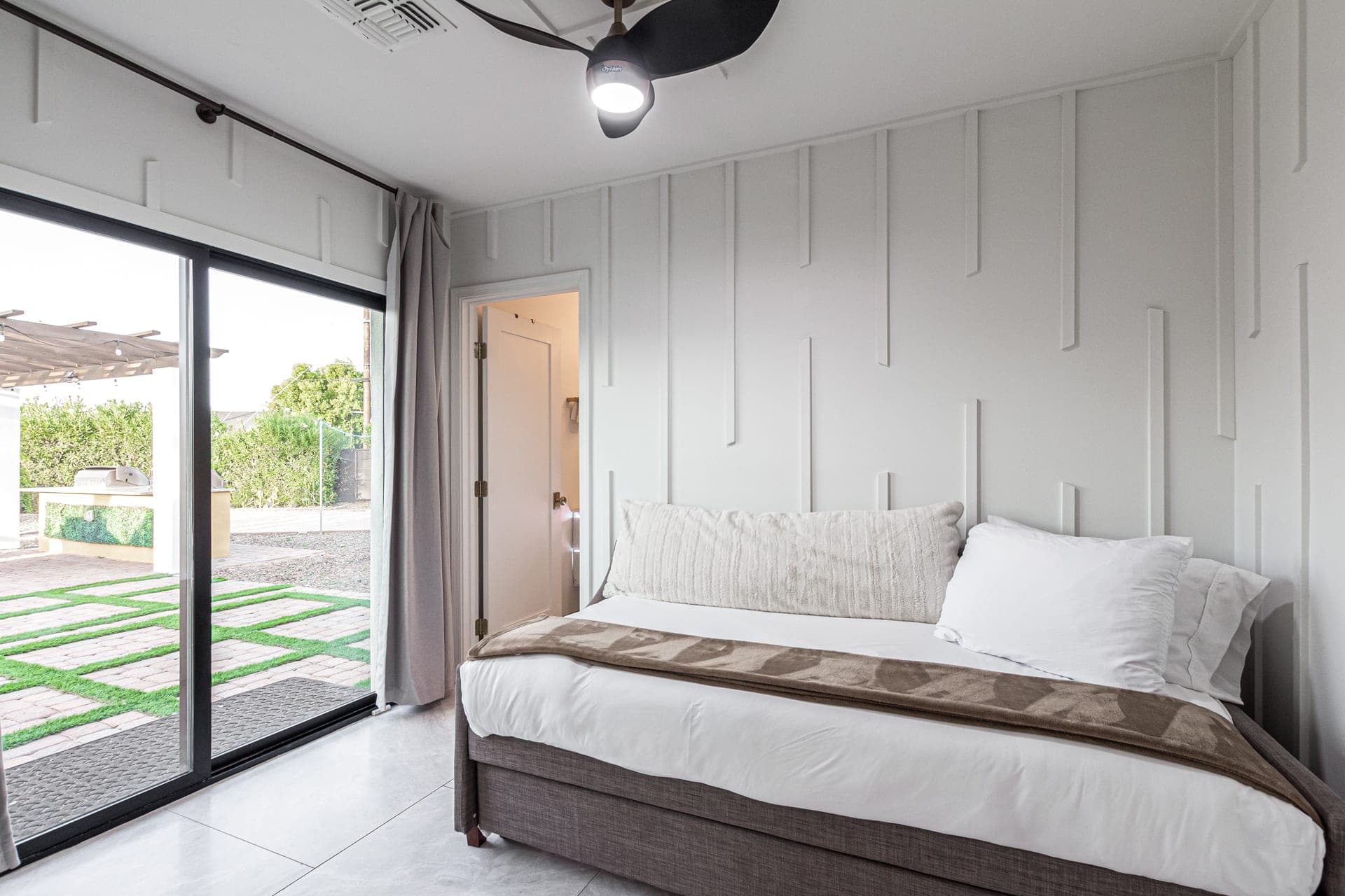 Desert Winds - Image 16