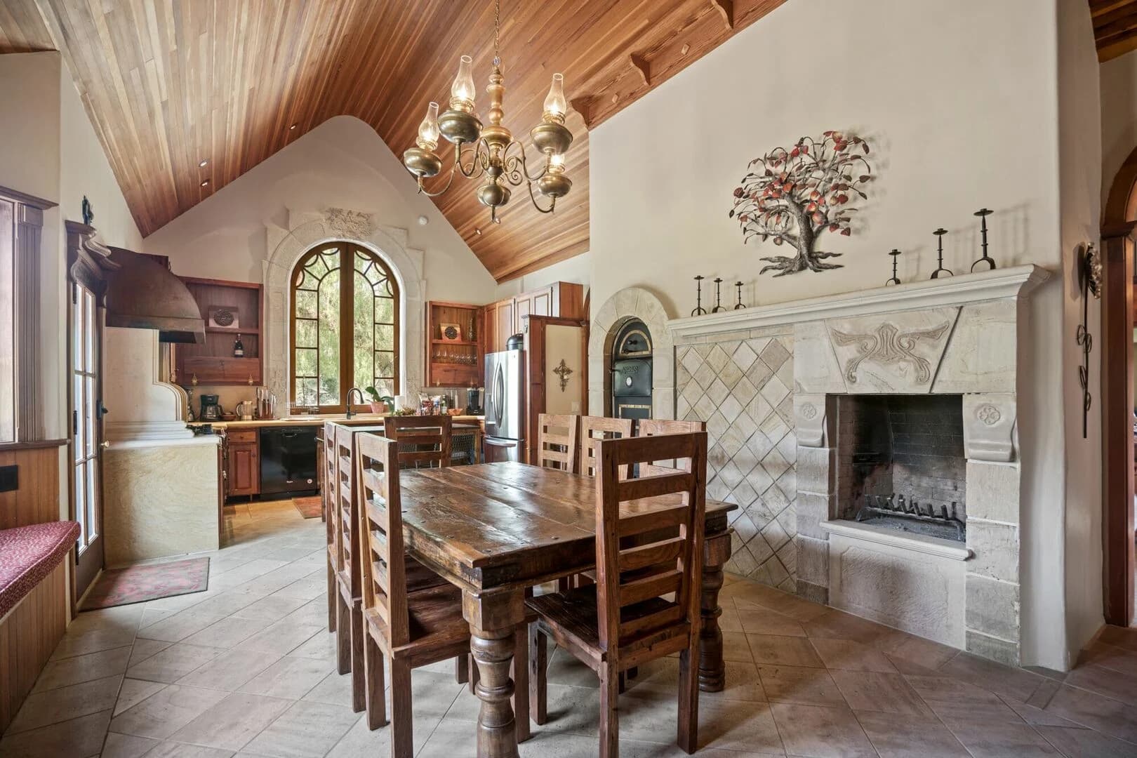 Renaissance Villa - Image 13