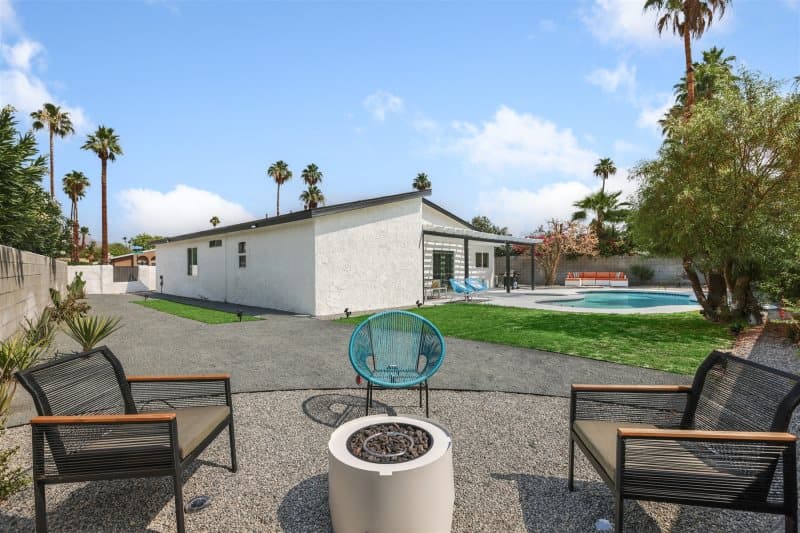 Desert Green Serenity - Image 20