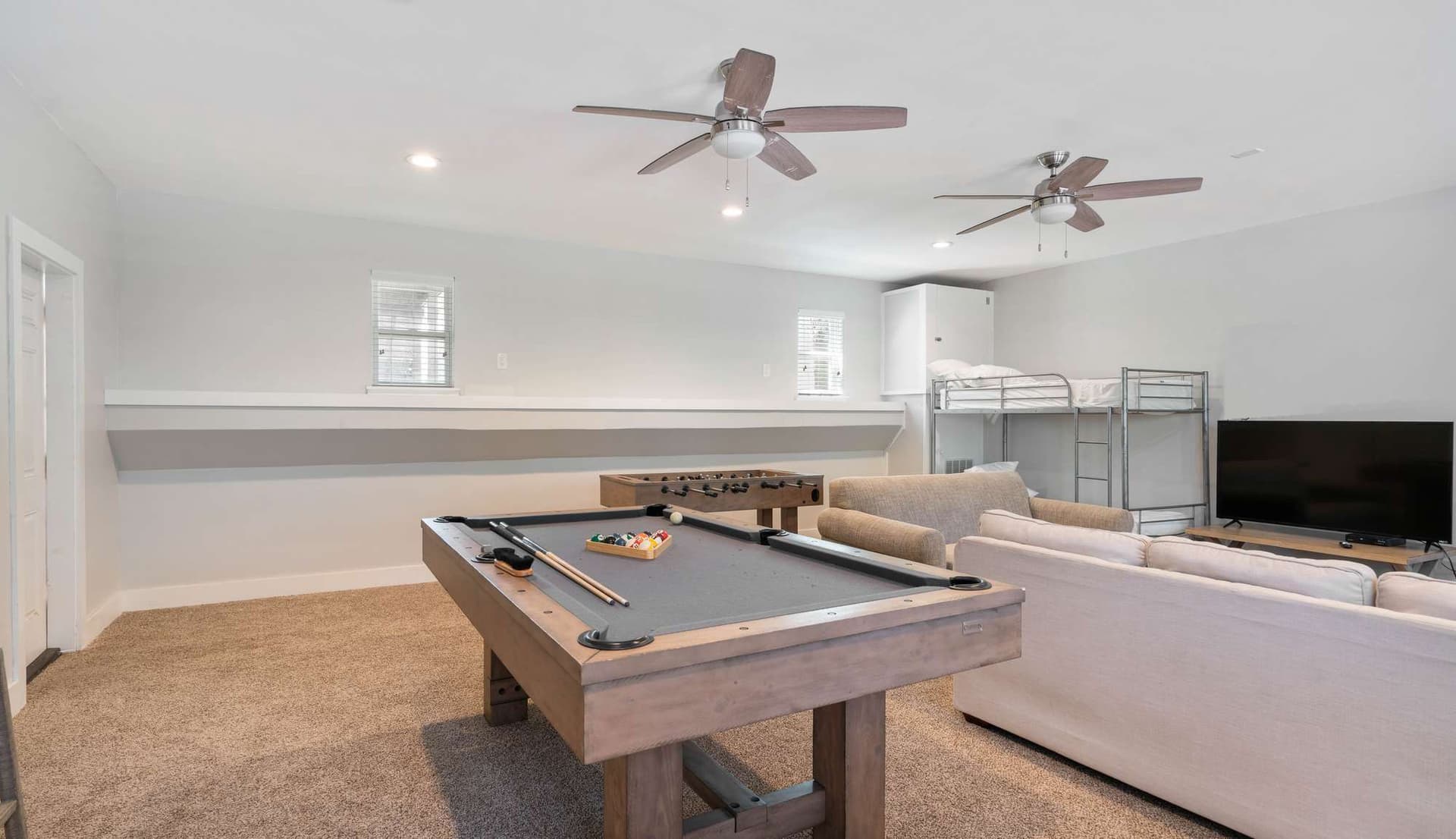 Latitudes Manor - Image 53