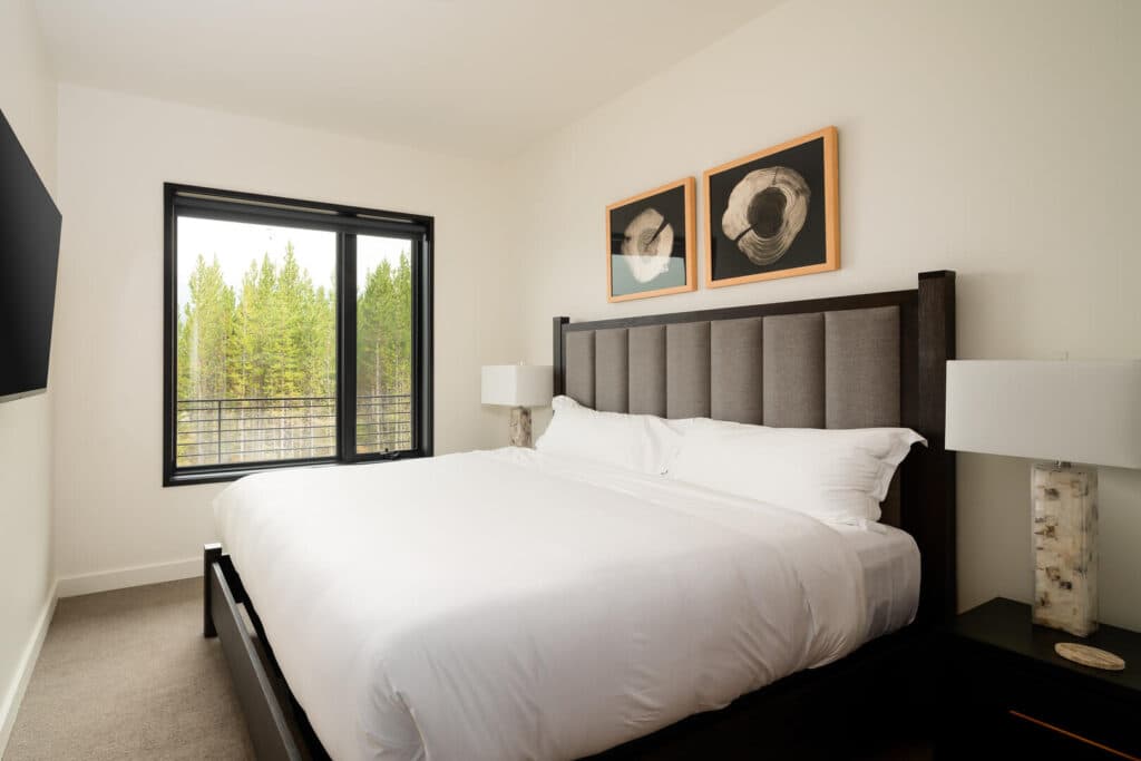 Lakelodge Home - Image 12