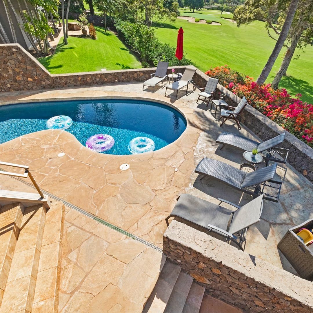 Hale Holokai Villa - Image 1