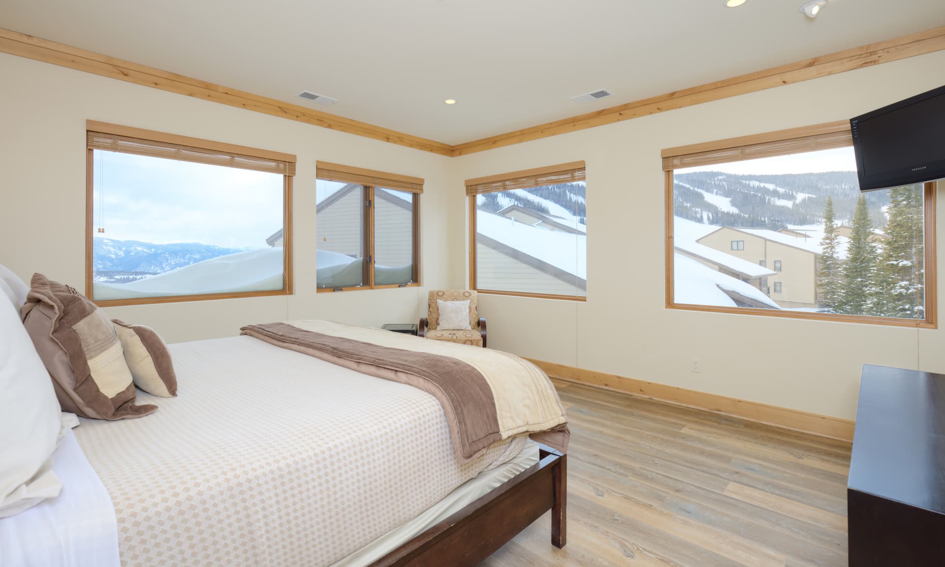 Beaverhead Residence #401 - Image 21