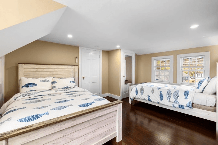 Harwich Port Retreat - Image 25