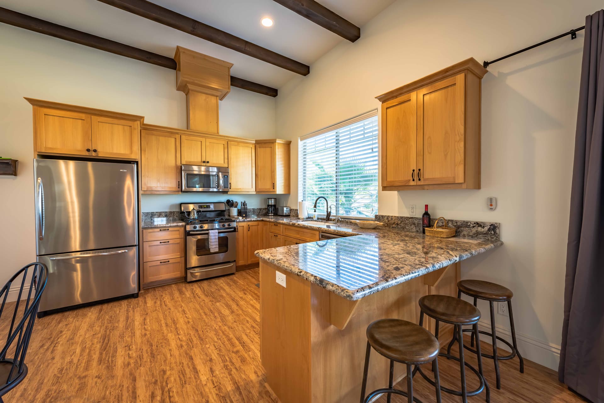 Frontier Hideaway Home - Image 2