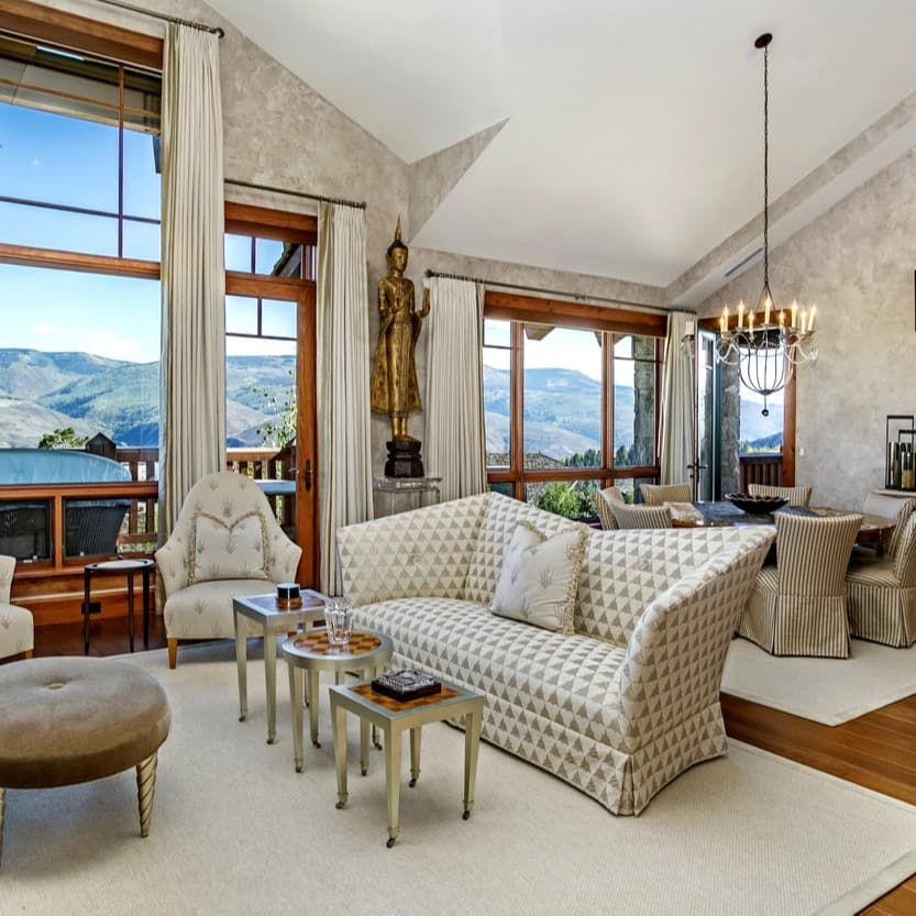 Snowflake Chateau At Hummingbird Lodge - Image 1