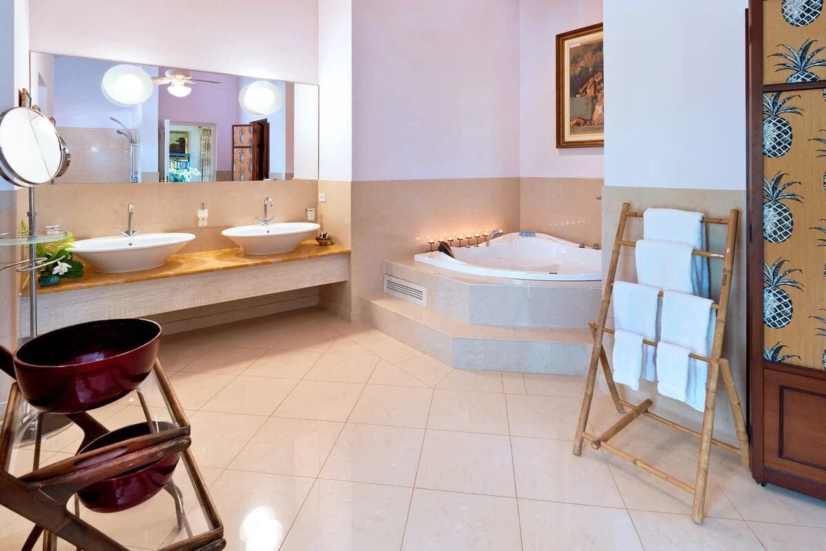 Kingfish Manor - Image 8