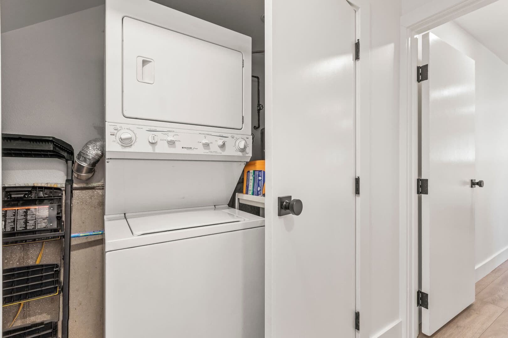 Red Pine Retreat - Image 28