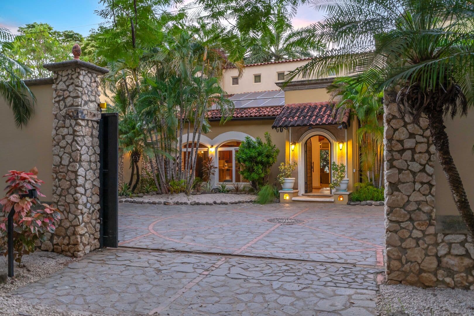 Casa De Luz - Image 79