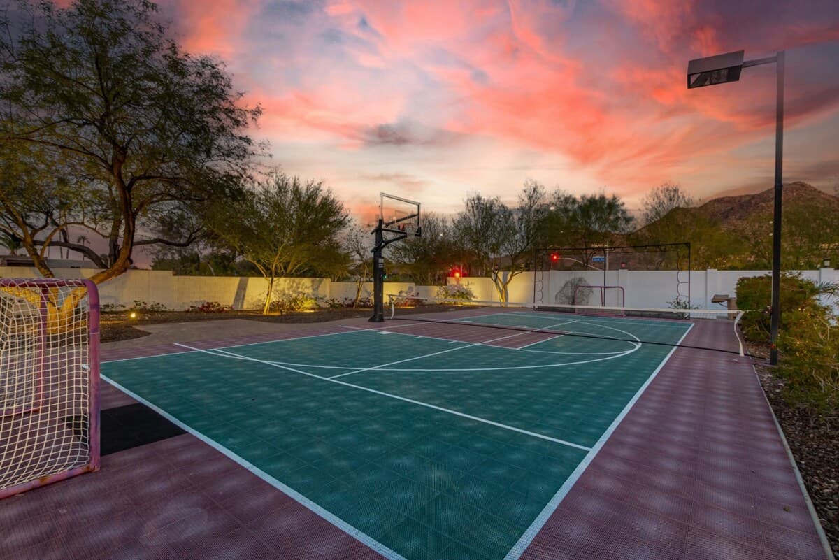 Hummingbird Estate - Image 58