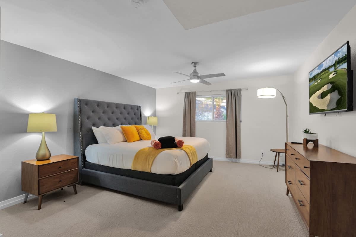 Sunkist Sanctuary - Image 29