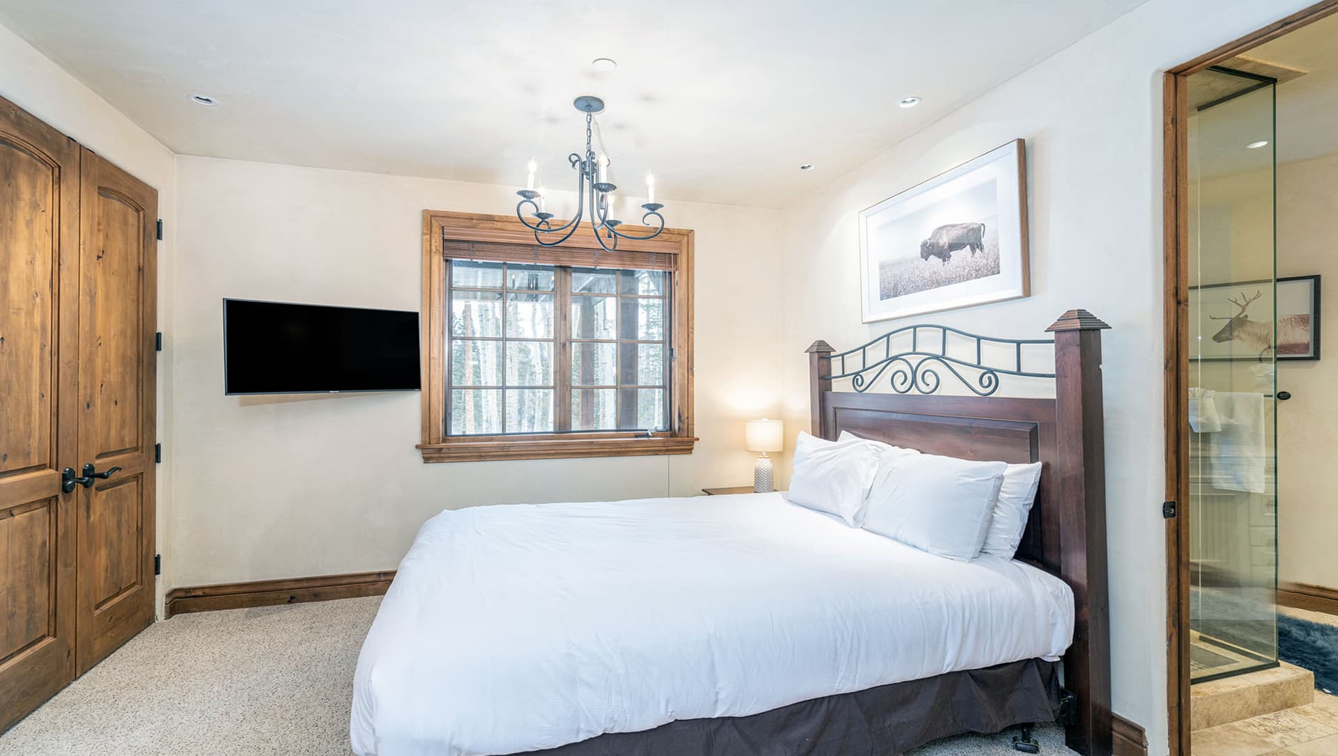 Twin Elk Lodge - Image 23