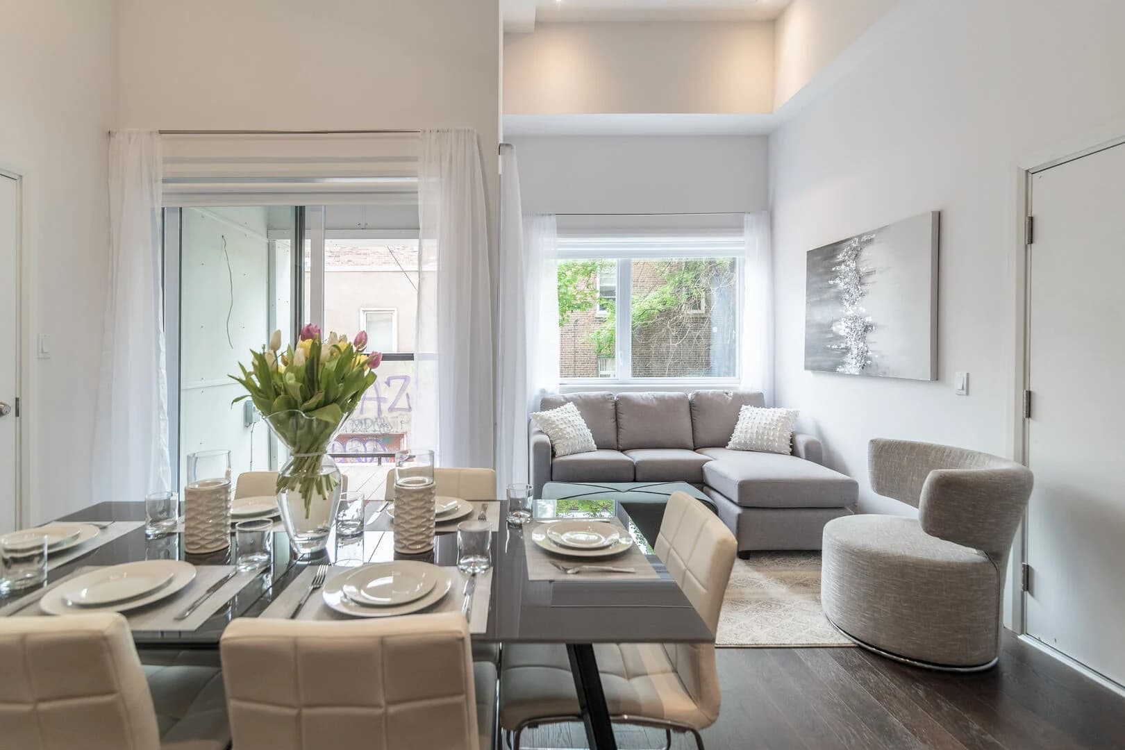 Saint Home - Image 2