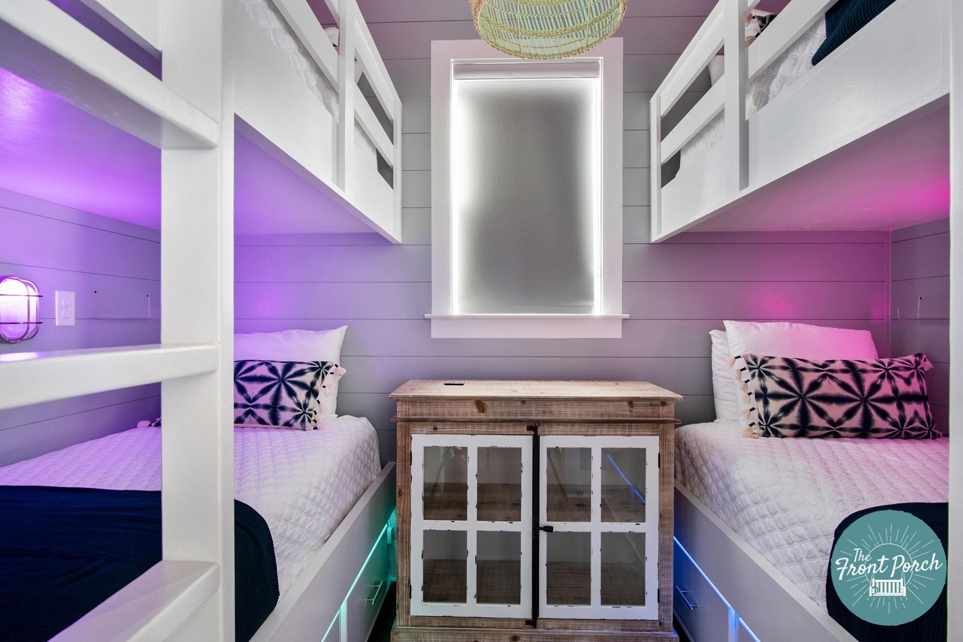 Front Porch Manor - Image 40