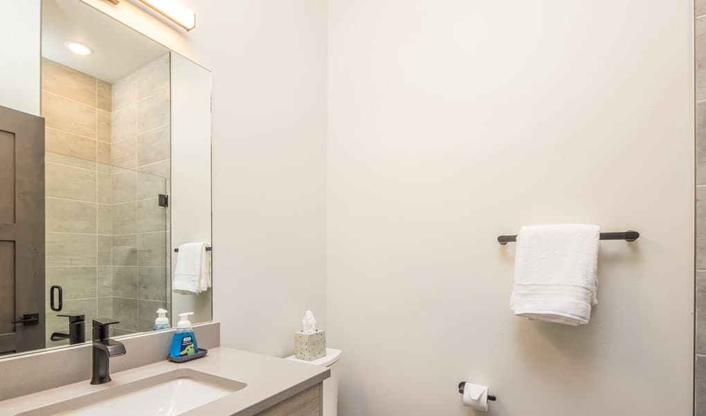 Mountain Lake #502C - Image 29