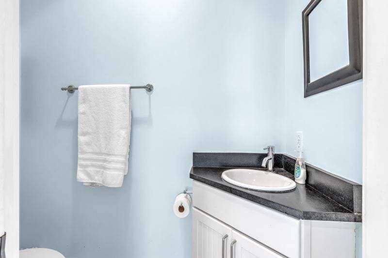 Poppy House - Image 22