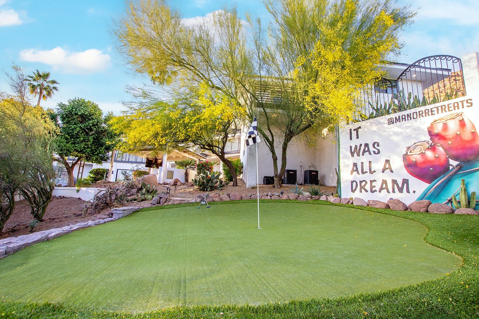 Valle Vista Manor - Image 82