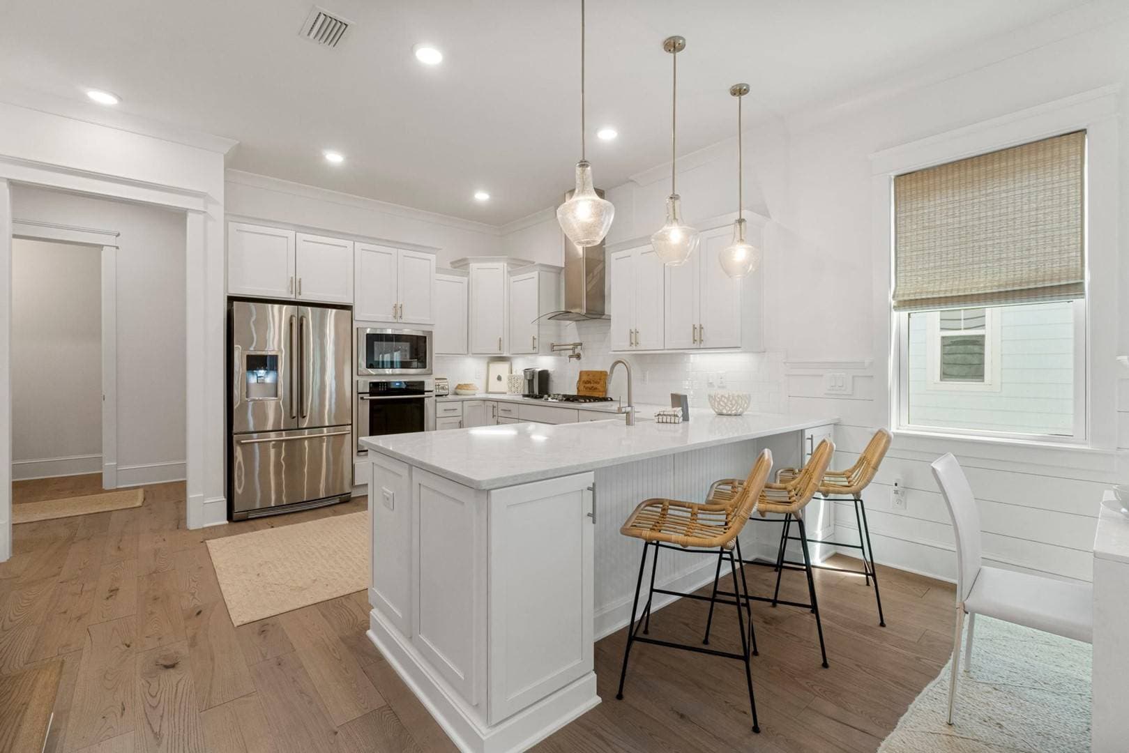 Palm Tree Paradise - Image 5