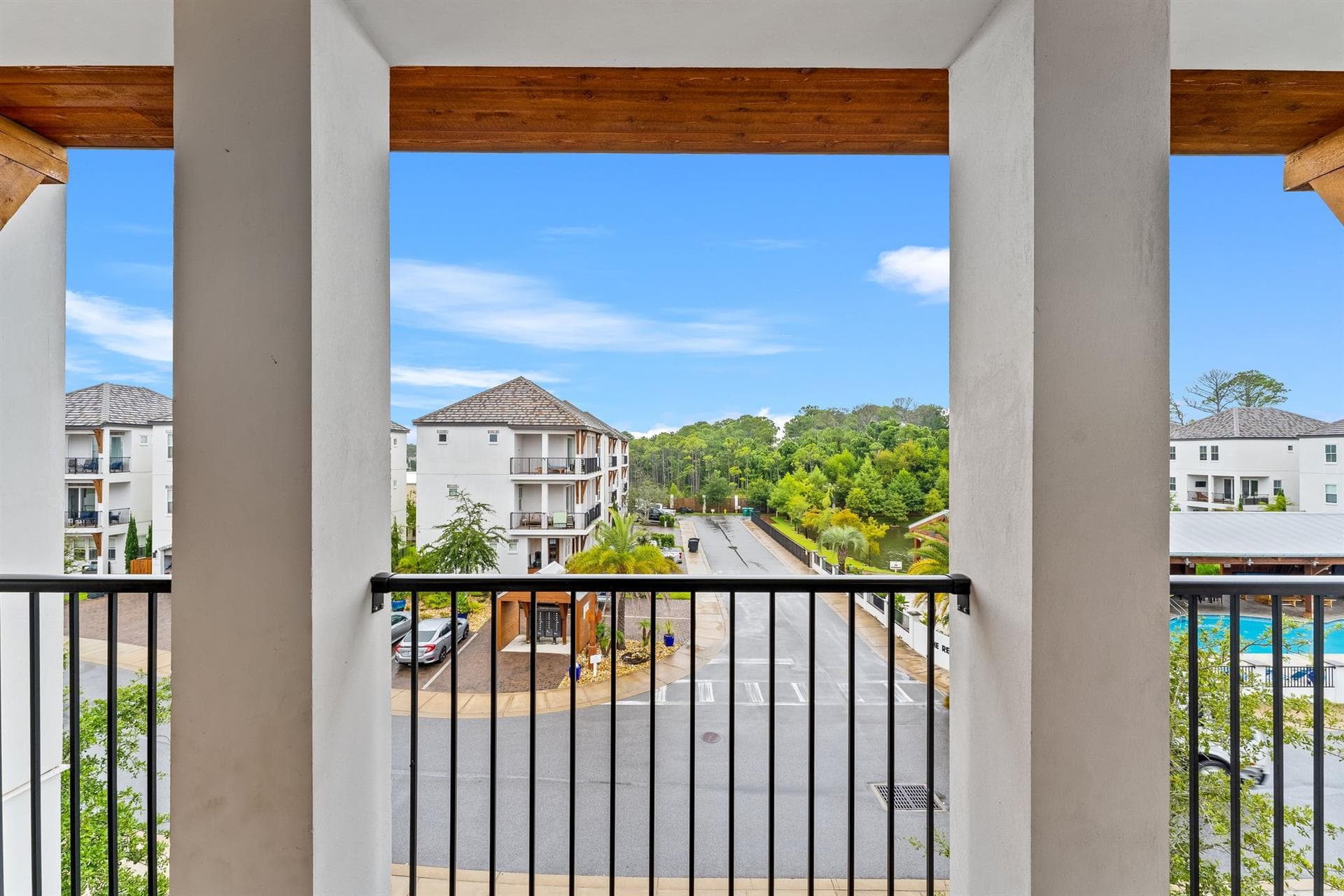 Aqua Luxe Place  - Image 36