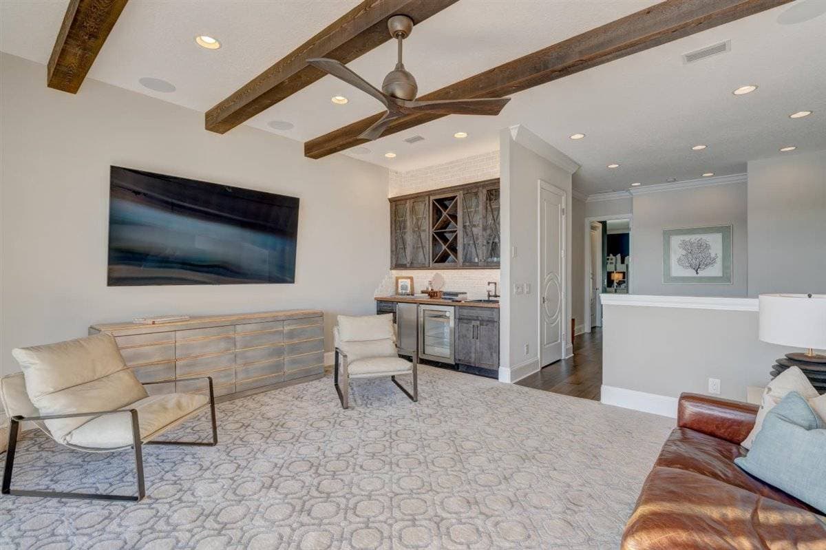 Bayside Paradise Mansion - Image 41