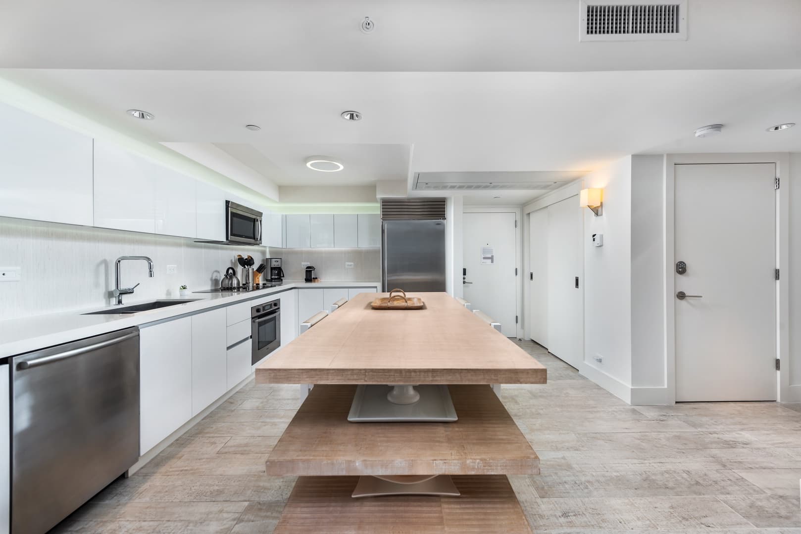 1 Hotel & Homes Residence #1208 - Image 5