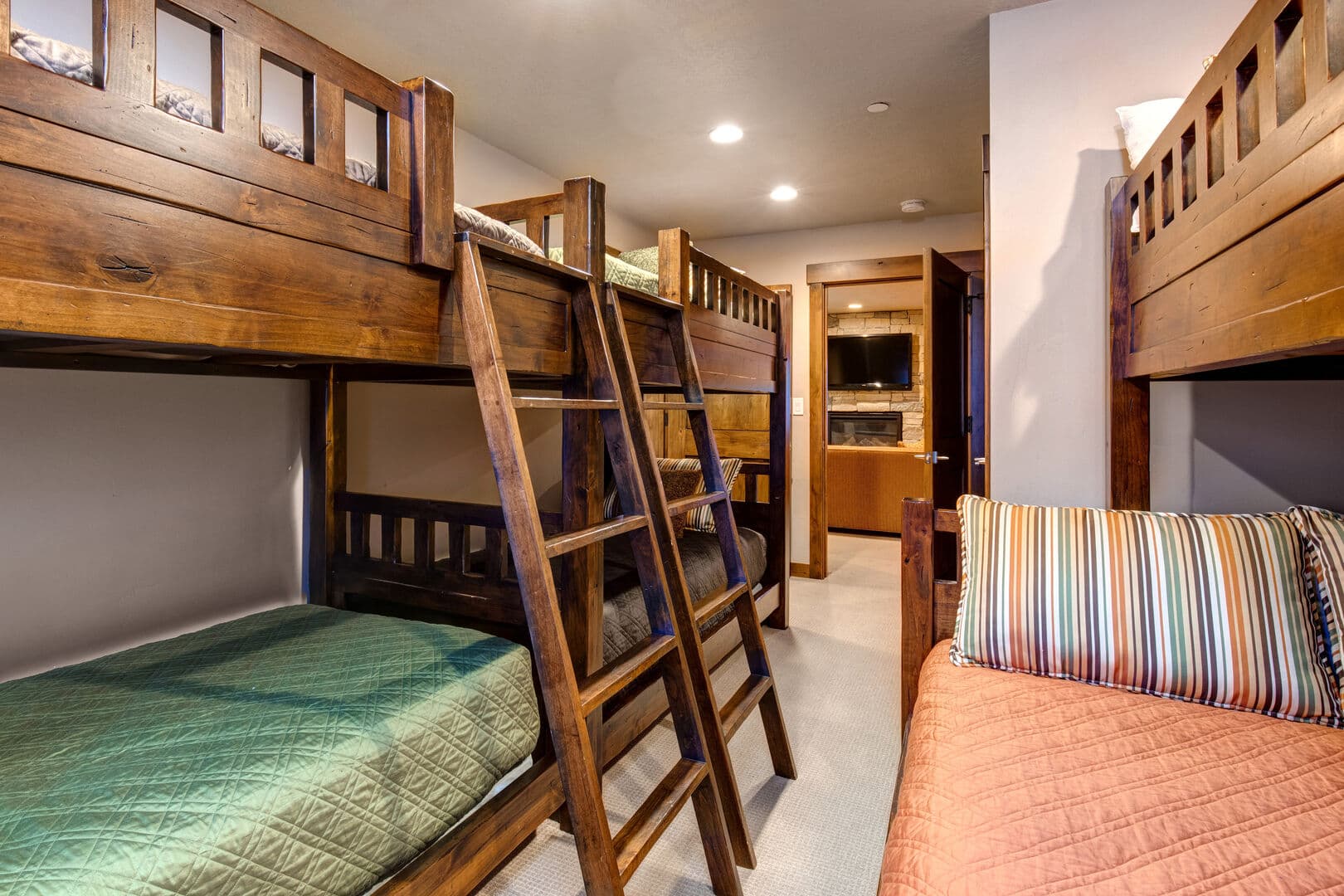 Atop Park City - Image 26