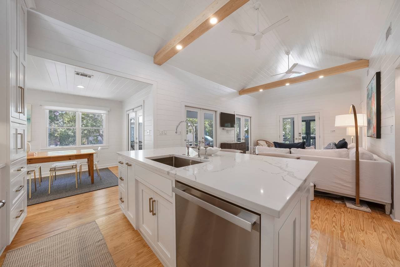 Knotty by Nature - Image 14