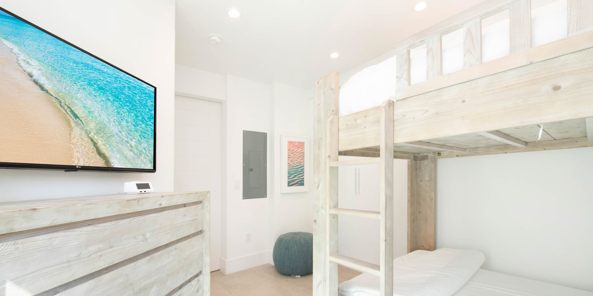 Pelican Pointe Condo - Image 15