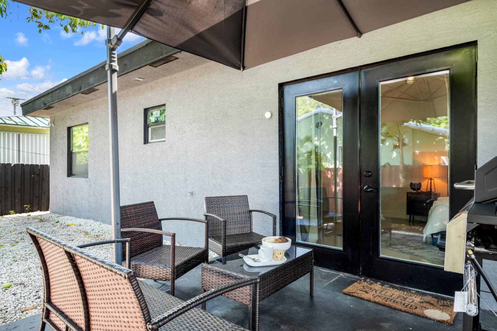 Urban Seaside - Image 16