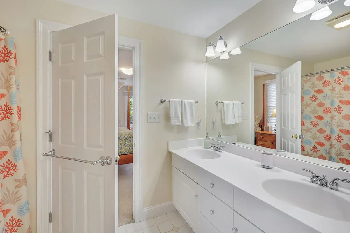 Pond Perch - Image 31