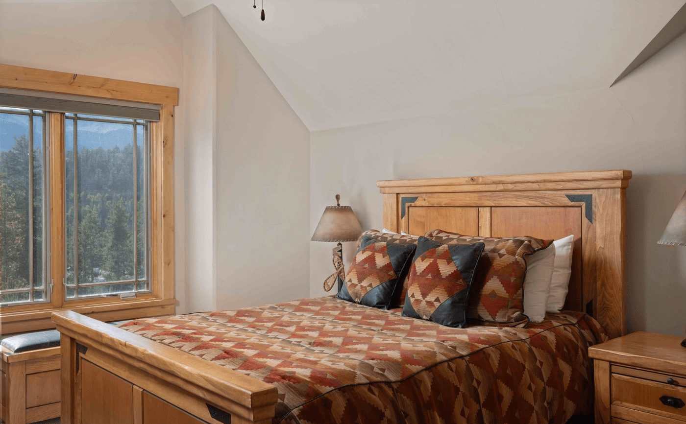 Mont Vista Chateau - Image 19