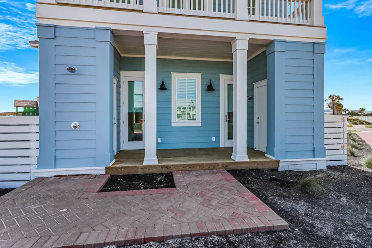 Sunrise At Anchor - Image 24