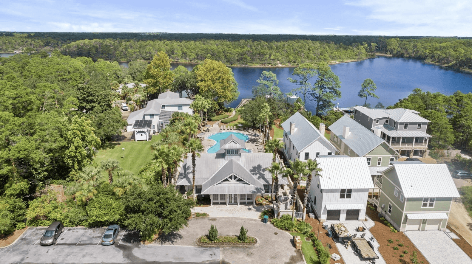 Beauty and the Beach - Image 26